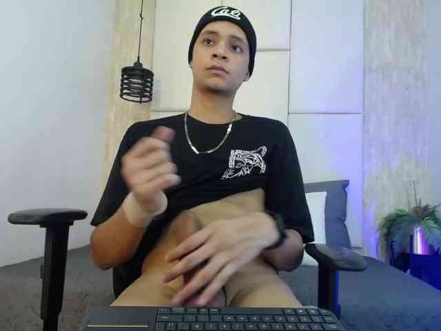 Axel-marcux