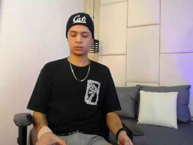 Axel-marcux Sex Cam Show