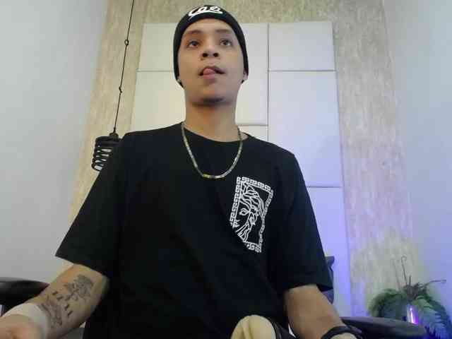 Axel-marcux Sex Cam Show