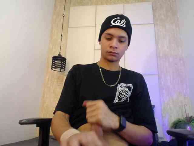 Axel-marcux Sex Cam Show