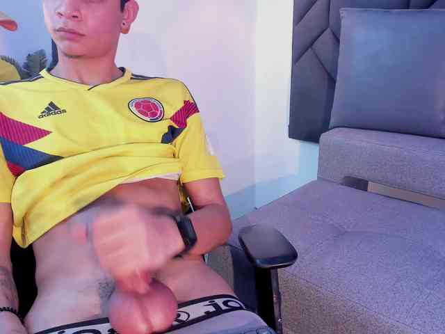 Axel-marcux Sex Cam Show