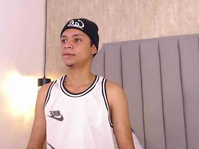 Axel-marcux Sex Cam Show