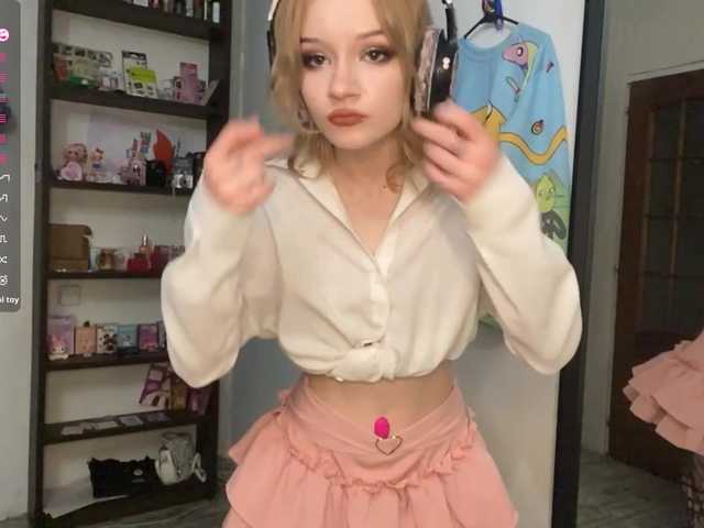 BrigidaTapscott live cam on BongaCams