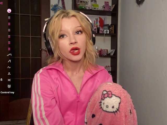 BrigidaTapscott live cam on BongaCams