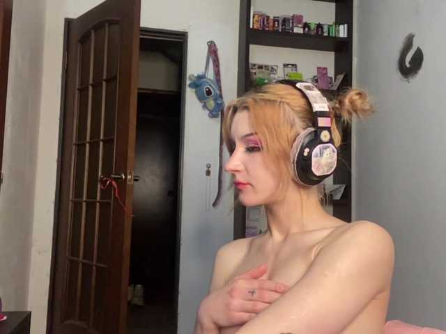 BrigidaTapscott live cam on BongaCams