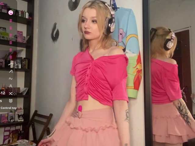 BrigidaTapscott live cam on BongaCams