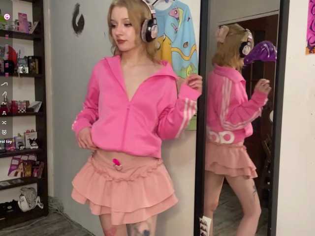 BrigidaTapscott live cam on BongaCams