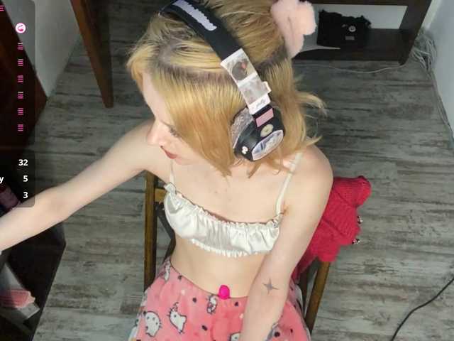 BrigidaTapscott live cam on BongaCams