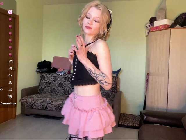 BrigidaTapscott live cam on BongaCams