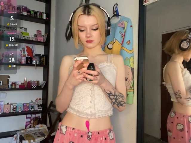 BrigidaTapscott live cam on BongaCams