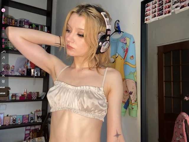 BrigidaTapscott live cam on BongaCams