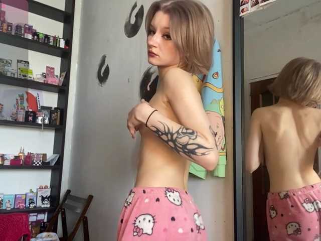BrigidaTapscott live cam on BongaCams