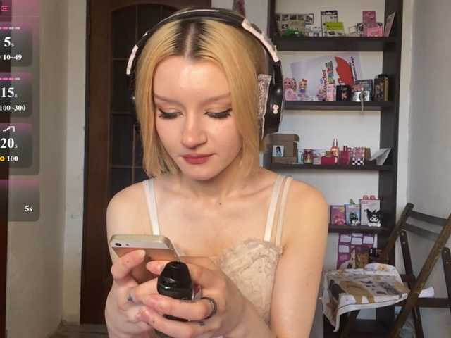 BrigidaTapscott live cam on BongaCams
