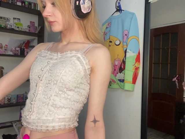 BrigidaTapscott live cam on BongaCams
