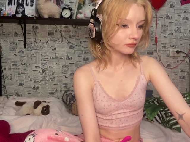 BrigidaTapscott live cam on BongaCams