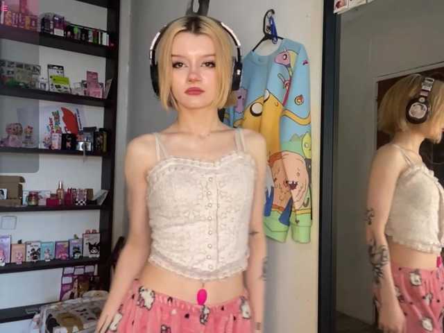 BrigidaTapscott live cam on BongaCams