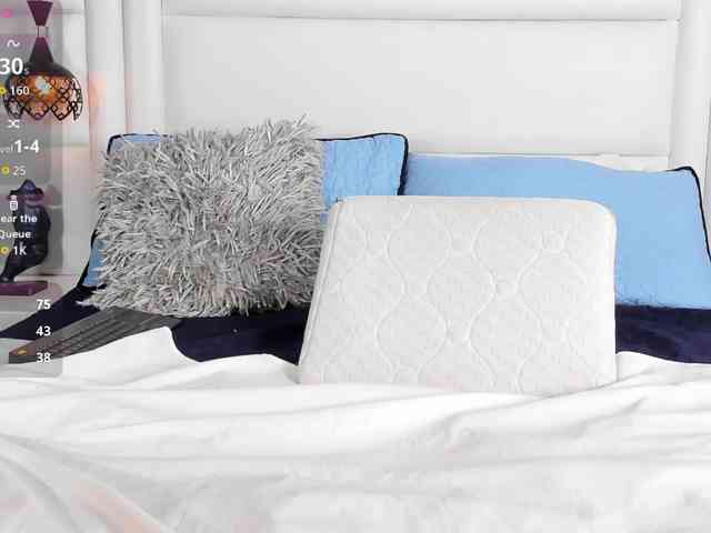 Azaleavolkova webcam