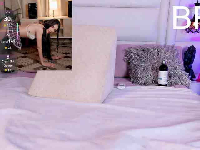 Azaleavolkova's live stream