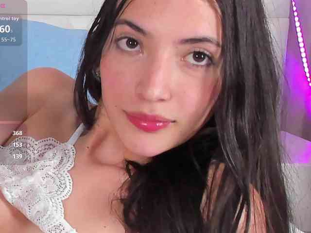 Azaleavolkova webcam