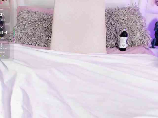 Azaleavolkova webcam