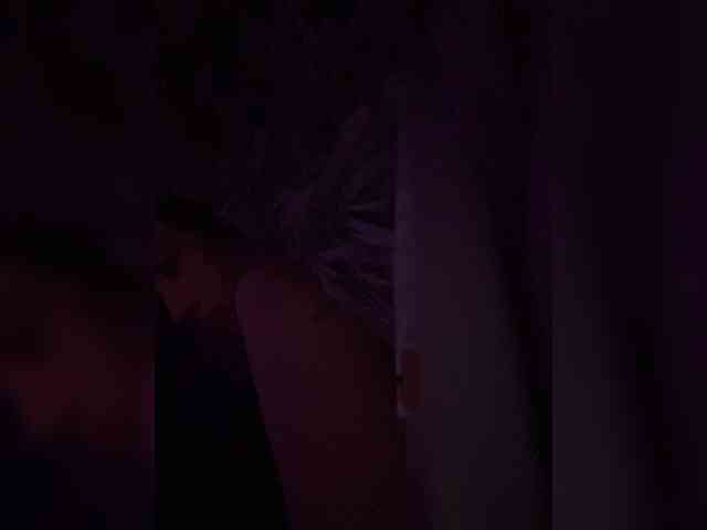 Azaleavolkova Live Webcam on BongaCams