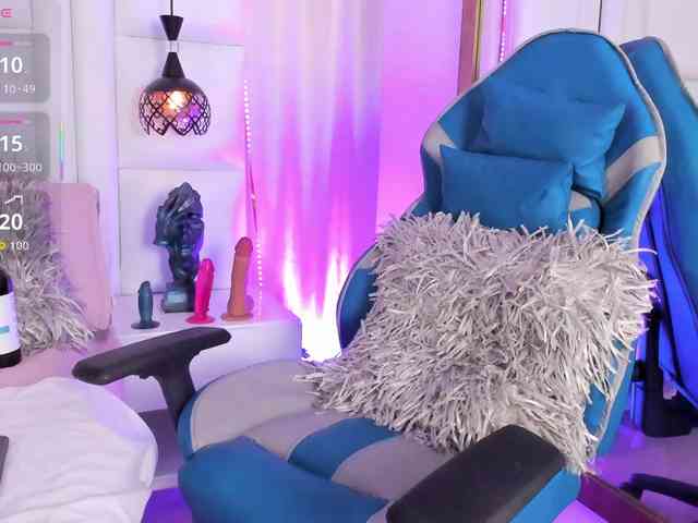 Azaleavolkova webcam