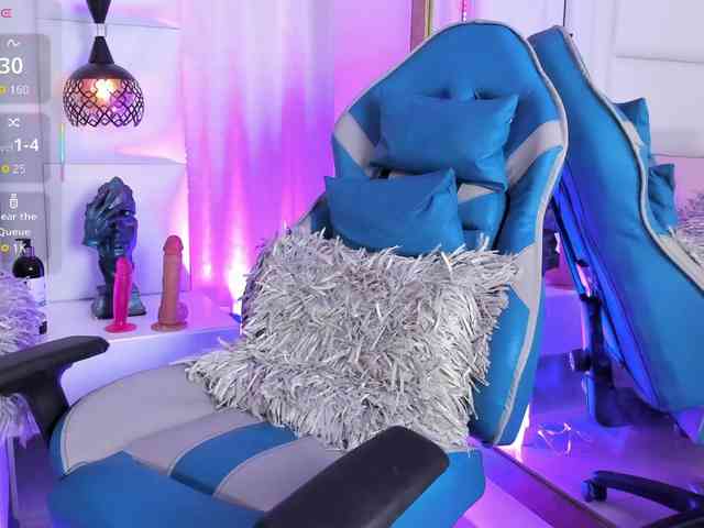 Azaleavolkova webcam
