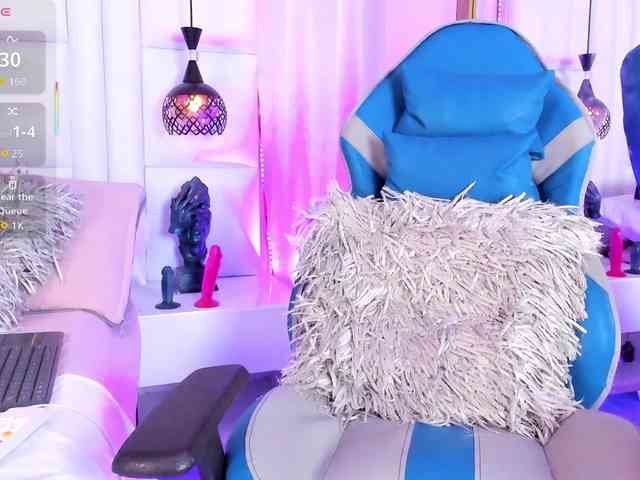 Azaleavolkova webcam