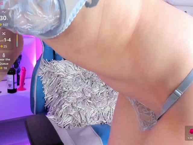 Azaleavolkova webcam