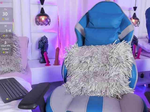 Azaleavolkova webcam