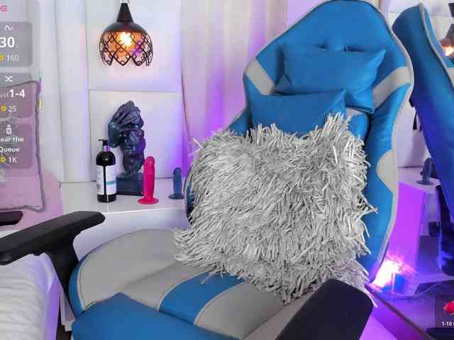 Azaleavolkova webcam