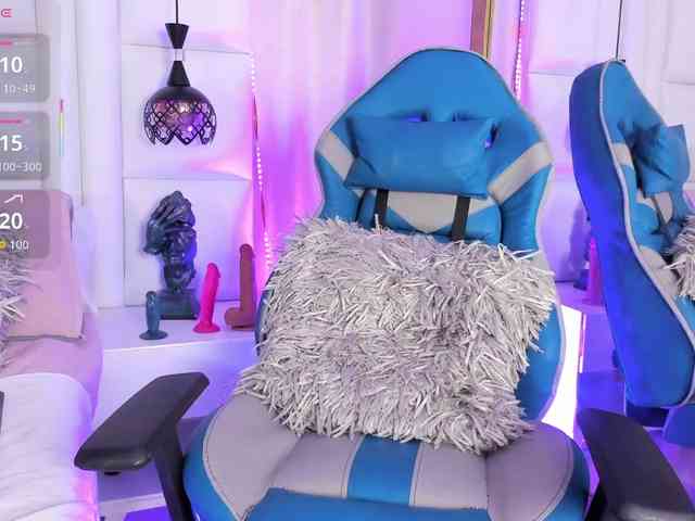 Azaleavolkova webcam