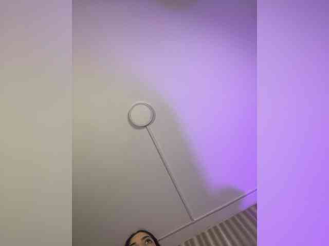Azaleavolkova Live Webcam on BongaCams