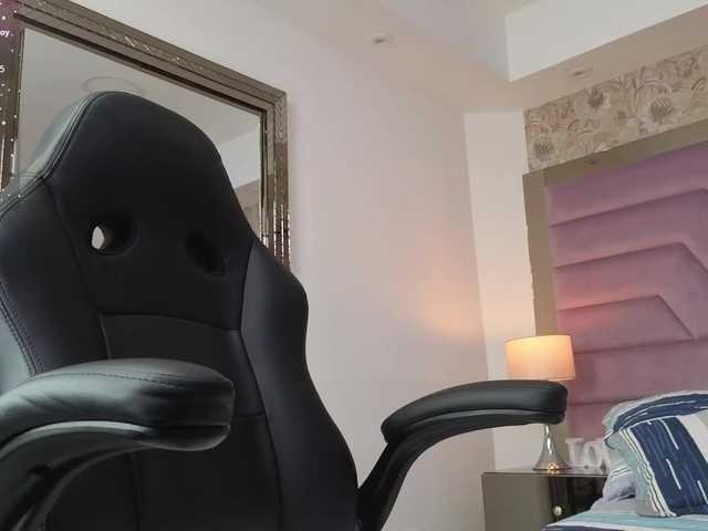 lenathomson live sex show