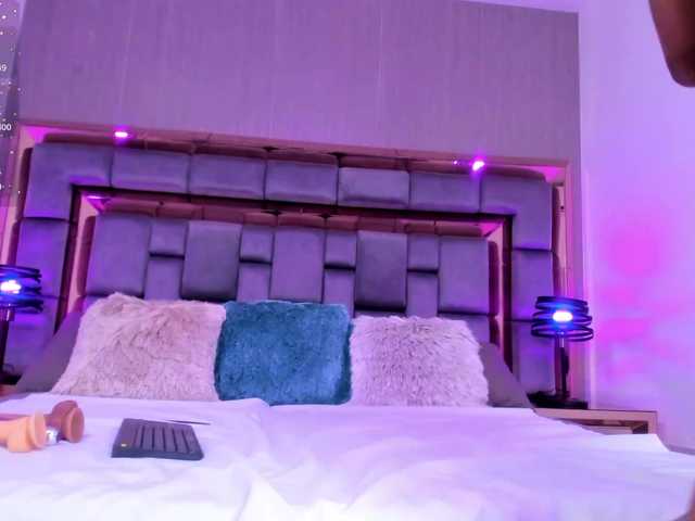 LenaThomson live cam on BongaCams