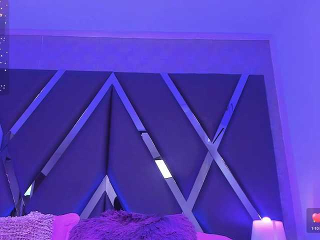 LenaThomson live webcam show