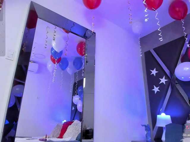 LenaThomson live cam on BongaCams