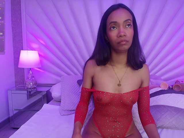 LenaThomson live cam on BongaCams