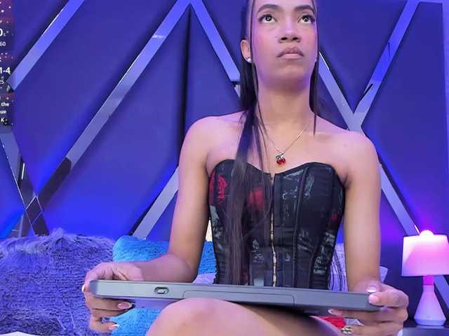LenaThomson live cam on BongaCams