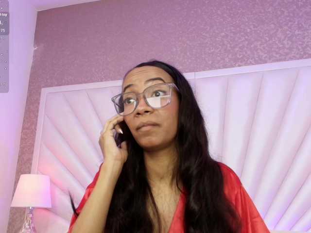 LenaThomson live cam on BongaCams