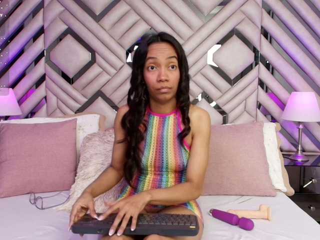 LenaThomson live cam on BongaCams