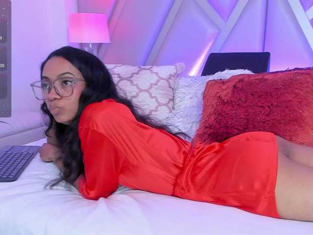 LenaThomson live cam on BongaCams
