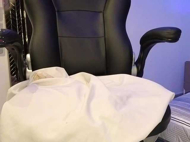 LenaThomson live cam on BongaCams