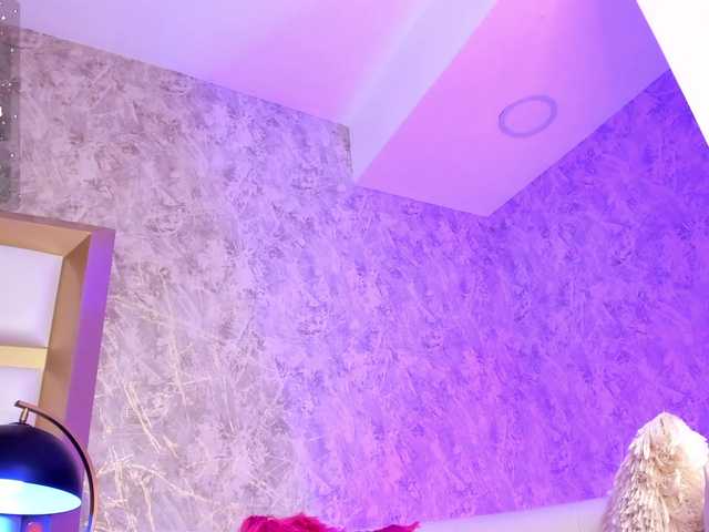 LenaThomson live cam on BongaCams