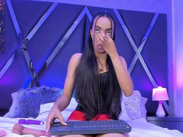 LenaThomson live webcam show