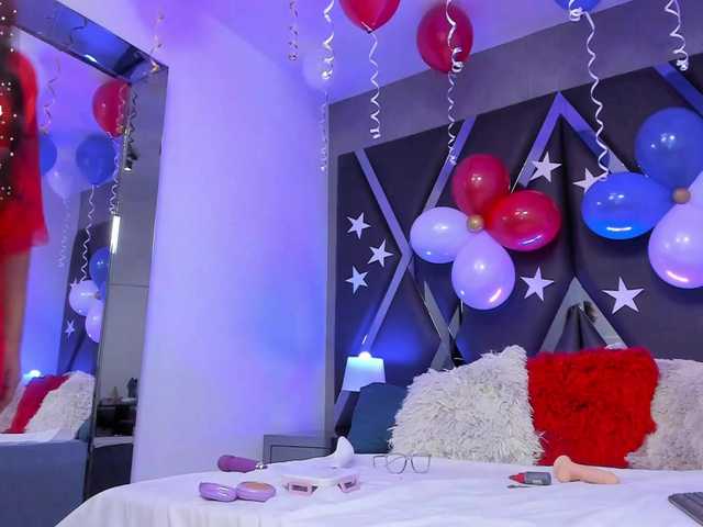 LenaThomson live cam on BongaCams
