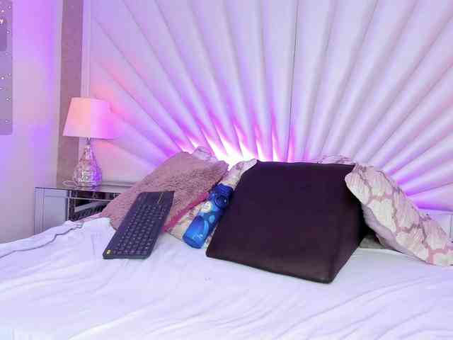 LenaThomson webcam