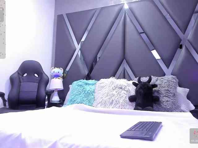 LenaThomson webcam