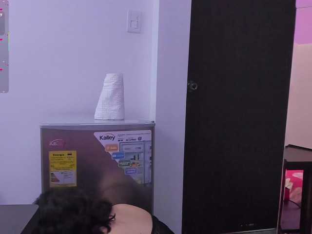 SophieCollins live cam on BongaCams