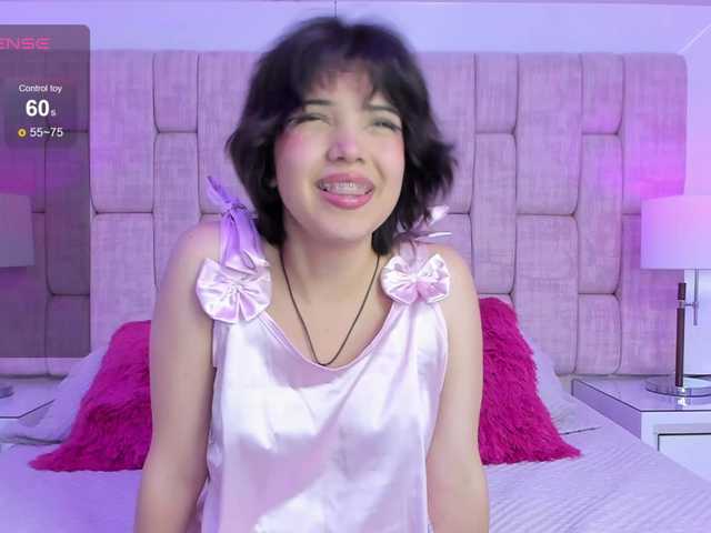 SophieCollins Nude Live Sex Shows